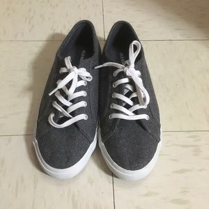 NWOT Heather Gray Sneakers